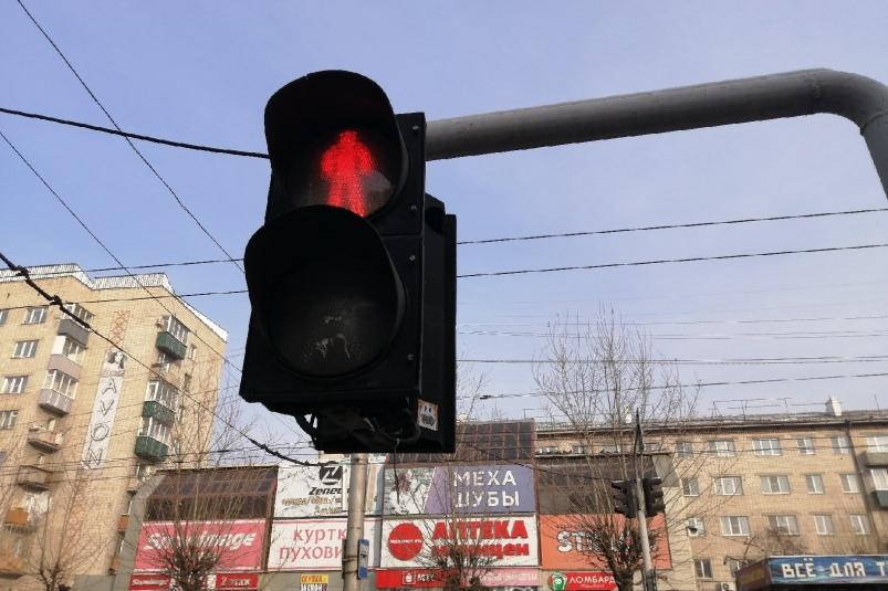 Адаптивные светофоры заработали еще на пяти перекрестках Владивостока 