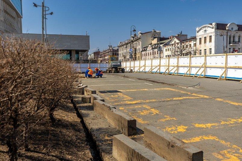 Городской оазис: во Владивостоке начали строить сквер возле центральной площади