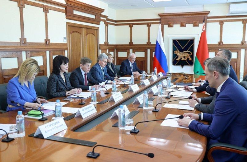 В Приморье обсудили новые области сотрудничества с Республикой Беларусь